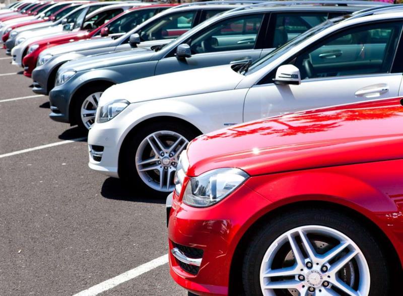 Продажи новых автомобилей в ЕС снизились в октябре на 7,8%