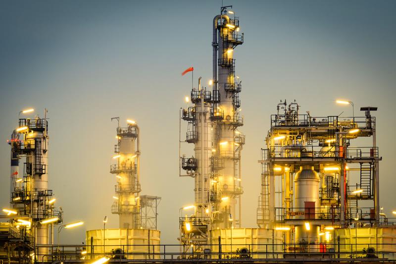 МЭА ожидает ухудшения прогноза по спросу на нефть