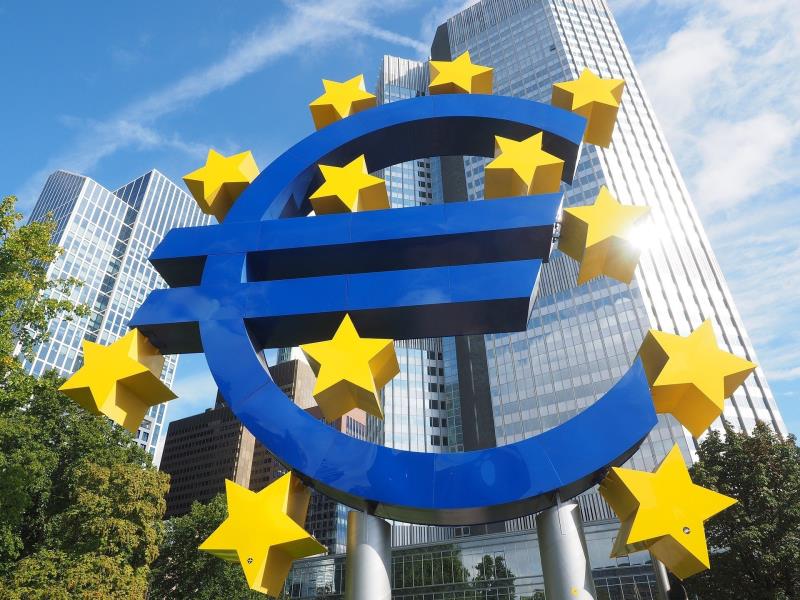 Банки еврозоны возобновят выплату дивидендов в 2021 году