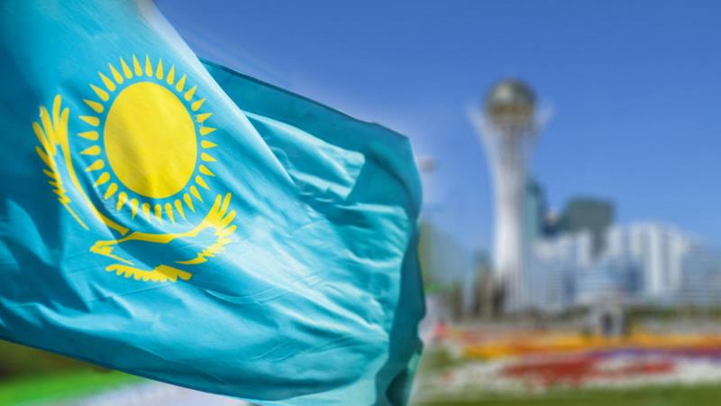 Казахстан в 2021 году планирует занять более 8 млрд долларов