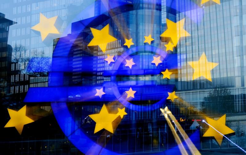 В еврозоне и ЕС розничные продажи в апреле упали на 3,1%