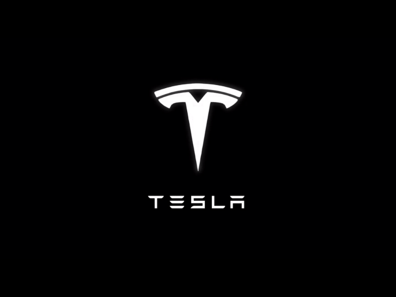 Tesla представила новую версию электромобиля Model S